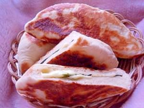 発酵ナシ?フライパンで中力粉のカルツォーネ風?